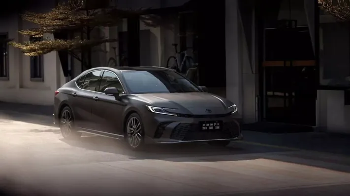 Toyota представила «великолепную» версию седана Camry