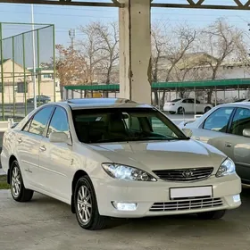 Toyota Camry 2005