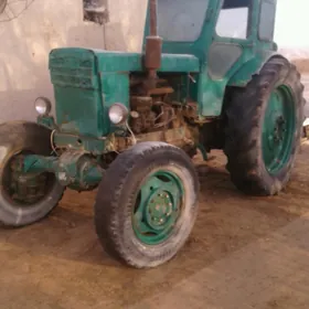 MTZ T-28 1989