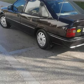 Opel Vectra 1990