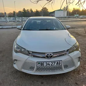 Toyota Camry 2016