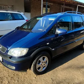 Opel Zafira 2001