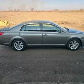 Toyota Avalon 2005