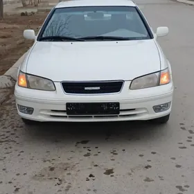 Toyota Camry 2000