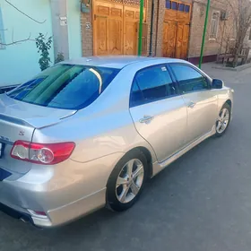 Toyota Corolla 2012