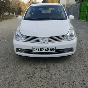 Nissan Versa 2010