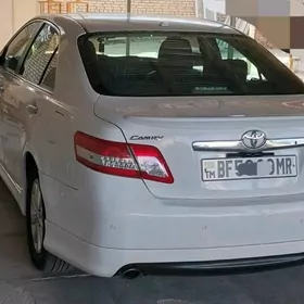 Toyota Camry 2011