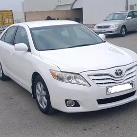 Toyota Camry 2011