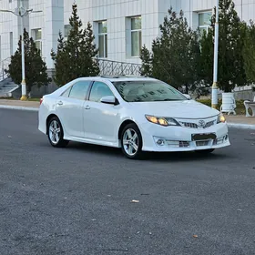 Toyota Camry 2012