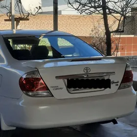 Toyota Camry 2005