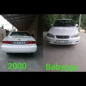 Toyota Camry 2000