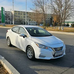 Nissan Versa 2020