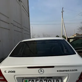 Mercedes-Benz C-Class 2002