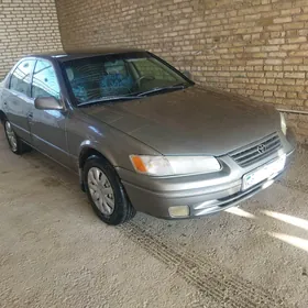 Toyota Camry 1998