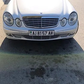 Mercedes-Benz E320 2003