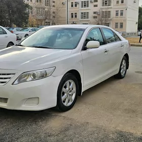 Toyota Camry 2010