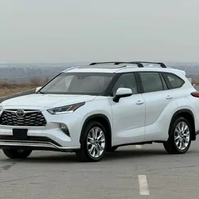 Toyota Highlander 2020