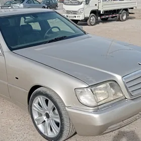 Mercedes-Benz 500SEL 1992