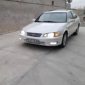 Toyota Camry 2001