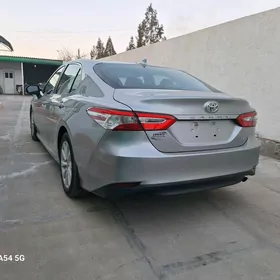 Toyota Camry 2020