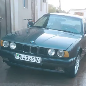 BMW 525 1990