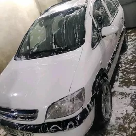 Opel Zafira 2004