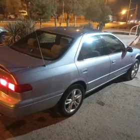 Toyota Camry 1999