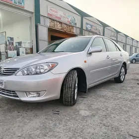 Toyota Camry 2005