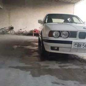 BMW 525 1990