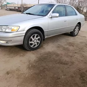 Toyota Camry 2001