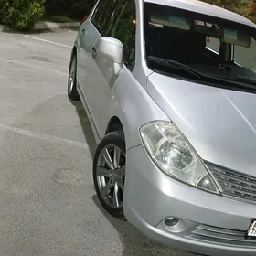 Nissan Versa 2010