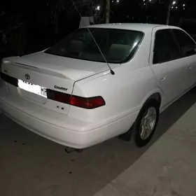 Toyota Camry 1998