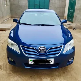 Toyota Camry 2010