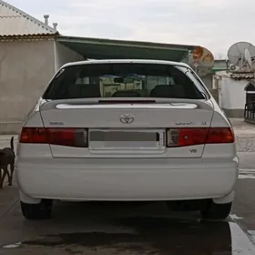 Toyota Camry 2000