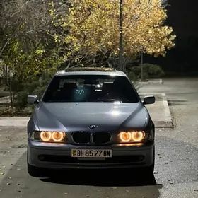 BMW E39 2003