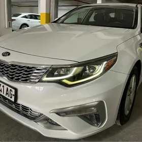 Kia Optima 2019