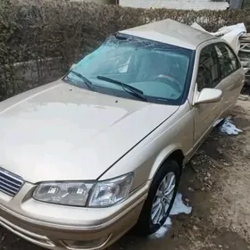 Toyota Camry 1997