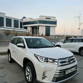 Toyota Highlander 2019