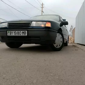 Opel Vectra 1992