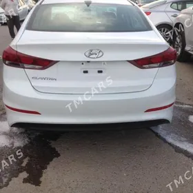 Hyundai Elantra 2018