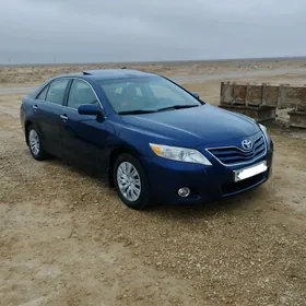 Toyota Camry 2011