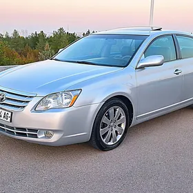 Toyota Avalon 2005