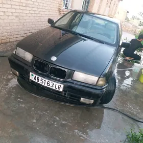 BMW 320 1993