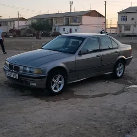 BMW 320 1992