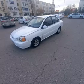 Kia Rio 2004