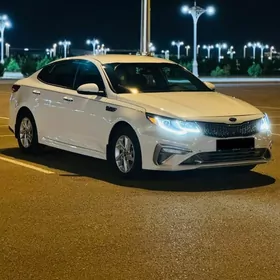 Kia Optima 2019