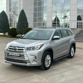 Toyota Highlander 2018