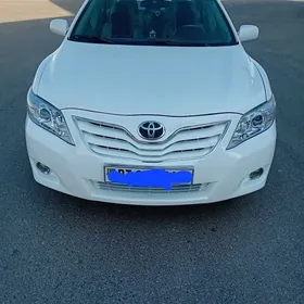 Toyota Camry 2011