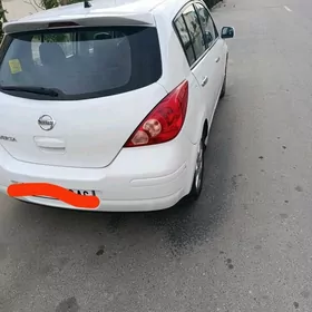 Nissan Versa 2010