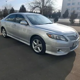 Toyota Camry 2010